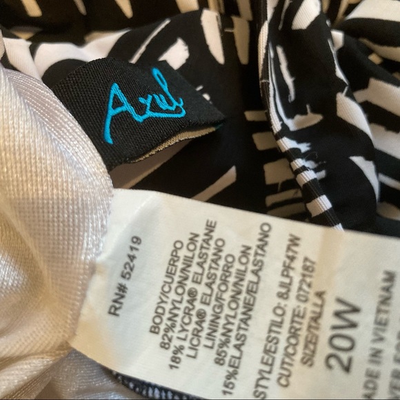 Azul Abstract One Piece 20W - Picture 7 of 7